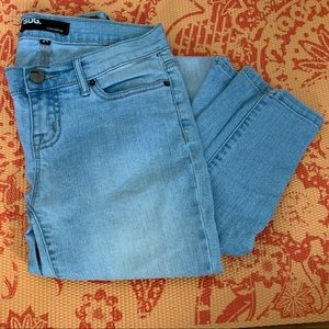 💜3/$35!!💜 EUC BDG Cigarette Jeans Sz 25